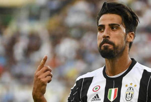 La Lazio soccombe alla Juventus in uno stadio semivuoto