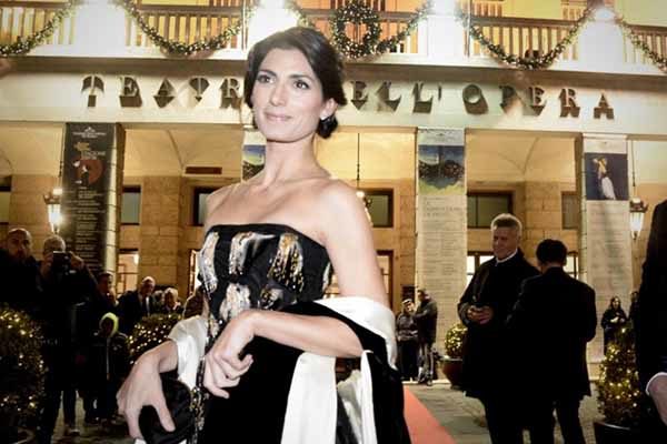 La notte romana in cui Virginia Raggi si sentì la soprano