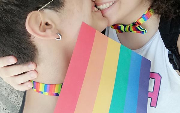 Una folla enorme invade la Capitale per il #Romapride2018