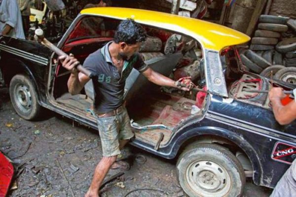 Quattro persone arrestate dalla Polizia di Stato per riciclaggio sulla Palmiro Togliatti