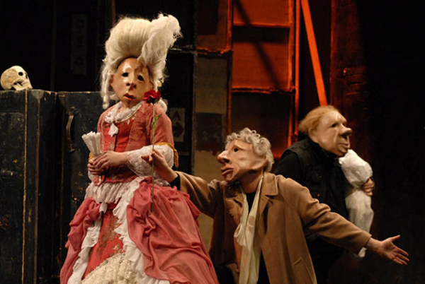 Dal 5 al 17 novembre 2019 al Teatro Sala Umberto #Inscena la compagnia berlinese Familie Flöz. Straordinari