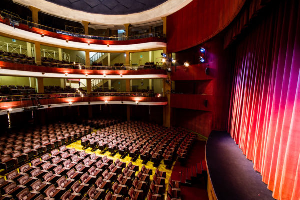 Al Teatro Quirino in scena “I Tesori del cuore”, uno spettacolo di Anyla Kraja