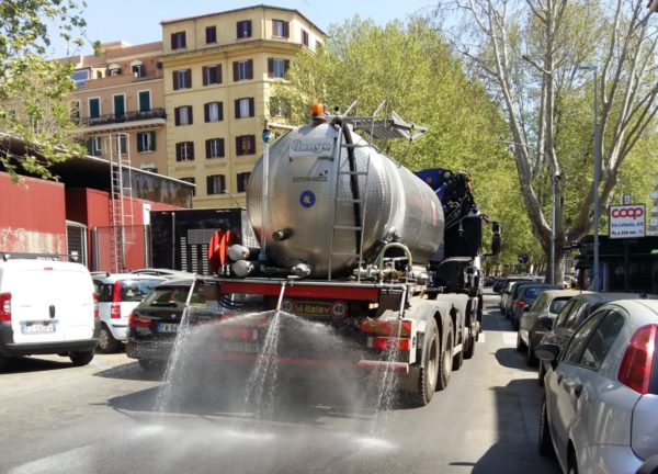Campidoglio, sanificati oltre 2mila chilometri di strade grazie a Servizio Giardini