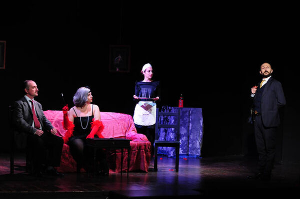 “Sei personaggi in cerca d’attore”, scritta e diretta da Emilia Miscio torna in scena al teatro Ghione di Roma il 30 maggio