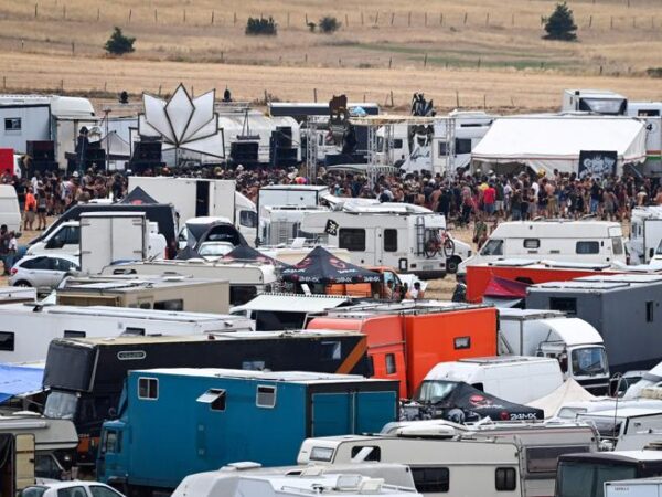 Il Rave, il lago e il Sindaco che se la prende con Lamorgese