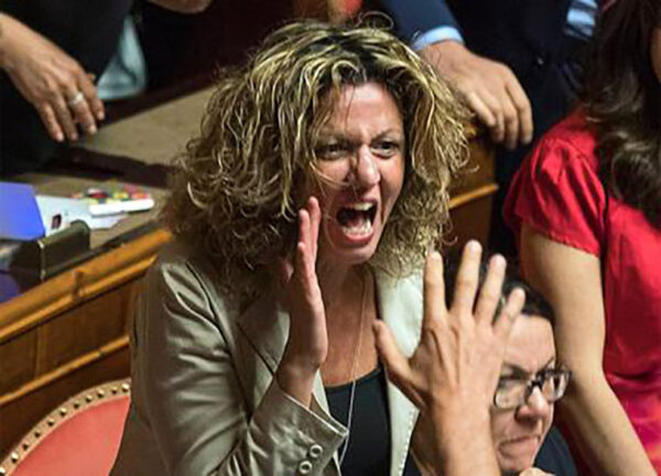 Gli ex M5S alla formazione di un nuovo partito perché ripetere giova. A loro di certo