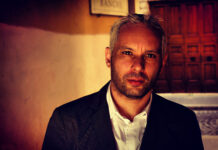 Nuova serata dedicata a “Ikos” di Giuseppe Sciarra #videonotizia