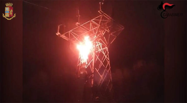 Operazione Ros-Digos: due arresti a Roma per detenzione di esplosivo. Videonotizia