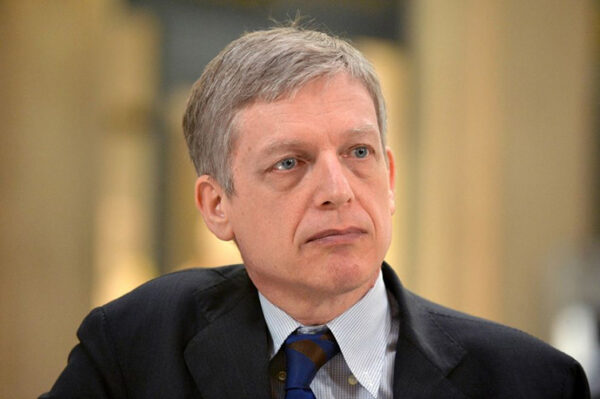 Se “tutto” il PD tornasse a fare politica nei collegi (e il front-man non può essere Cuperlo)….