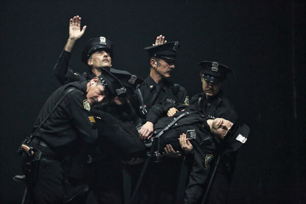 Romeo Castellucci arriva all’Argentina con “Bros”. Dal 9 al 12 marzo