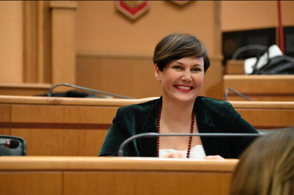 Ambiente: Eleonora Mattia (Pd), “La Regione Lazio garantisca divieto plastica monouso”