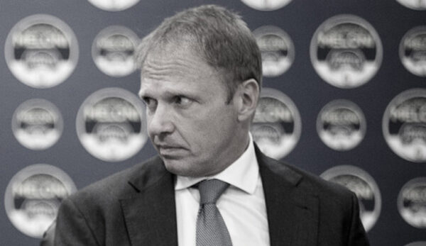 Stop carne coltivata, l’Italia si conformerà ad eventuali osservazioni di Bruxelles. E Mattarella firma il ddl