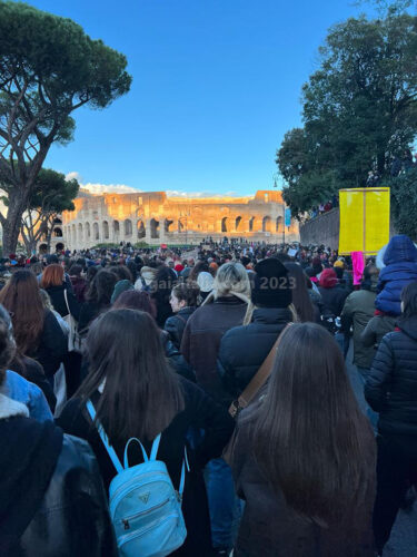 Cinquecentomila persone a Roma contro la violenza sulle donne