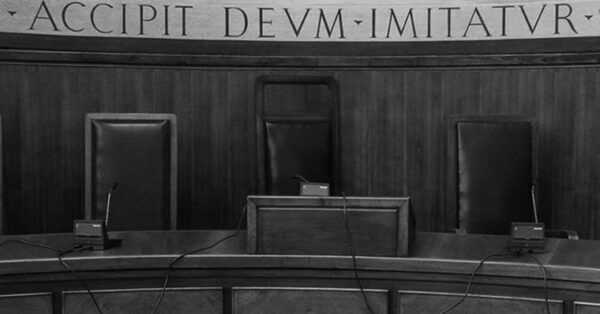 Ritrova come personal trainer il baby-sitter che lo violentava da bambino