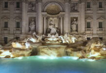Fontana di Trevi a pagamento: due euro a cranio dal primo febbraio e dalle 9 alle 22
