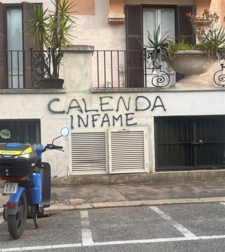 Da Azione solidarietà a Carlo Calenda dopo le scritte ingiuriose davanti alla scuola del figlio