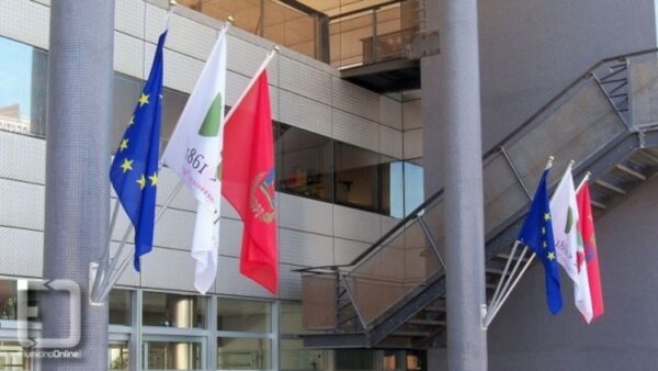 SI Roma e Area Metropolitana: a Fiumicino si costruiscono muri e trincee