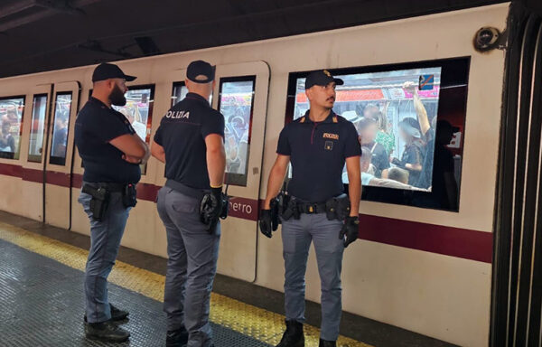 Roma. Nella metro per cercare di derubare pendolari e turisti