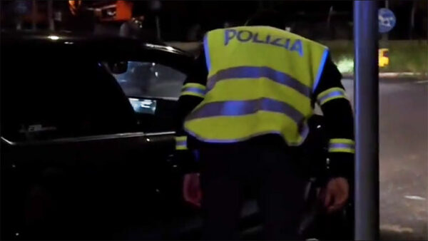 Roma, in manette 12 pusher e sei stranieri inviati all’ufficio immigrazione