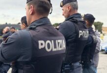 Roma, venti attivisti bloccati dalla Polizia