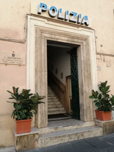 Truffa delle tre campanella. In campo l’Ufficio Immigrazione della Questura di Roma 